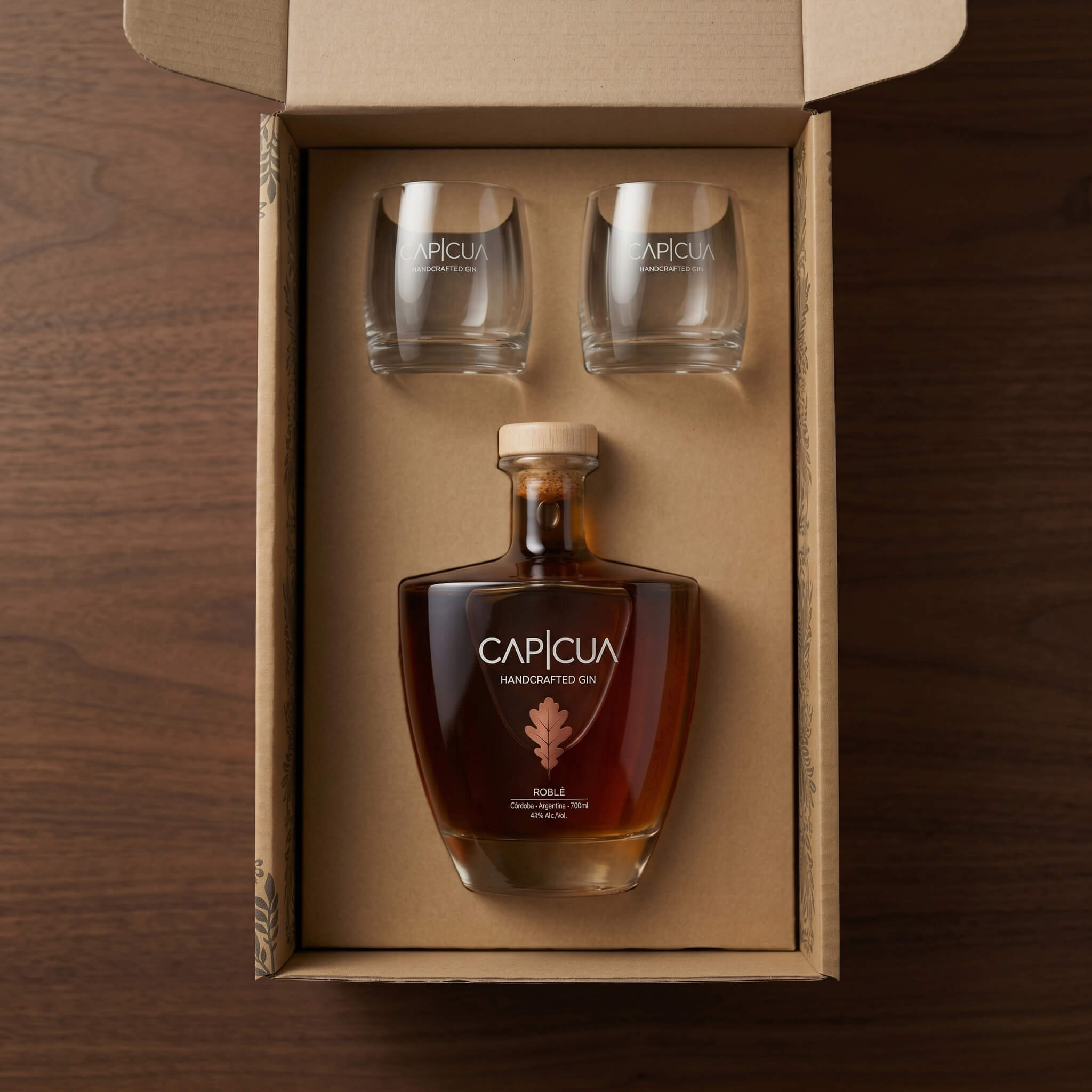 Cofre abierto de CAPICÚA Roble & Cacao